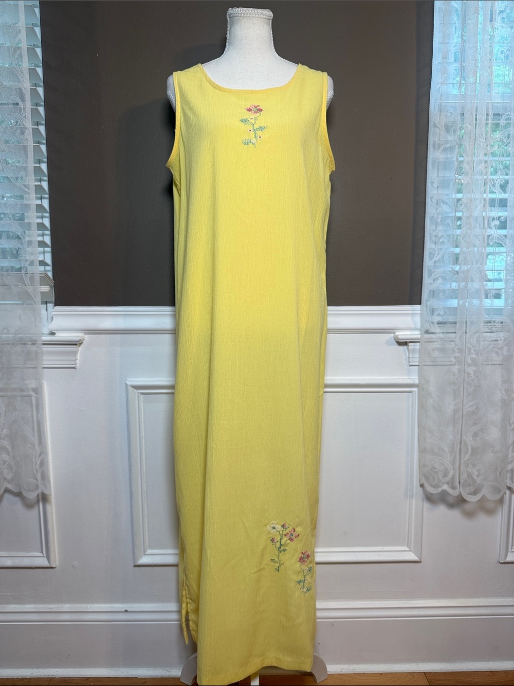 Teddi Butter Yellow Cross Stitch‎ Floral Maxi Dress M Cottagecore Sundress